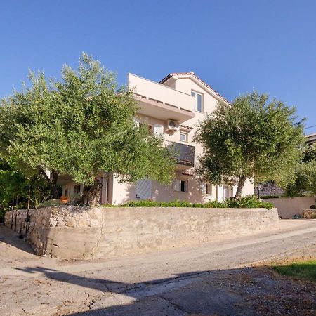 Apartments Blazenka Банёл Экстерьер фото