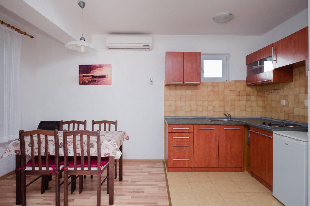 Apartments Blazenka Банёл Экстерьер фото