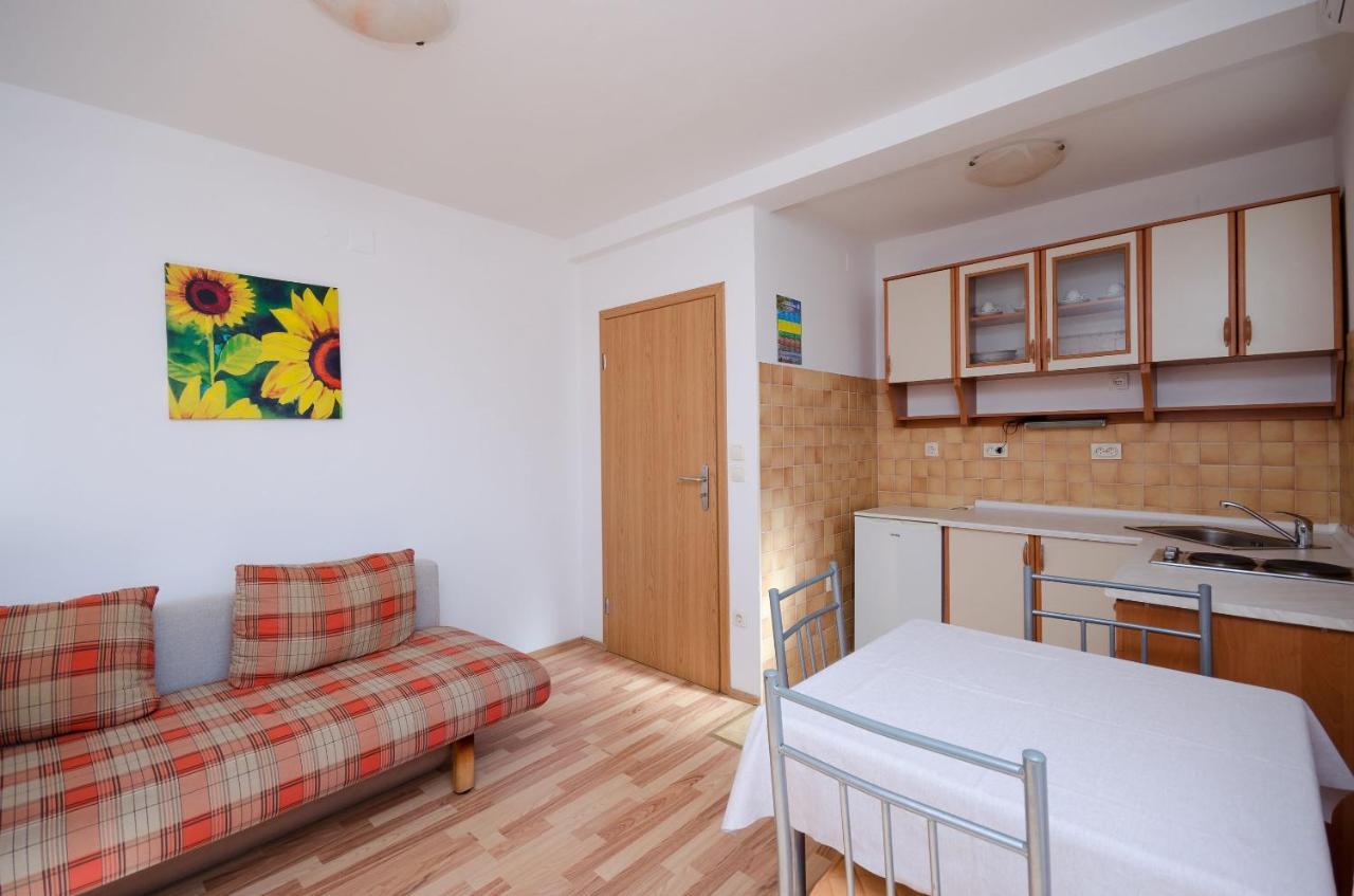 Apartments Blazenka Банёл Экстерьер фото