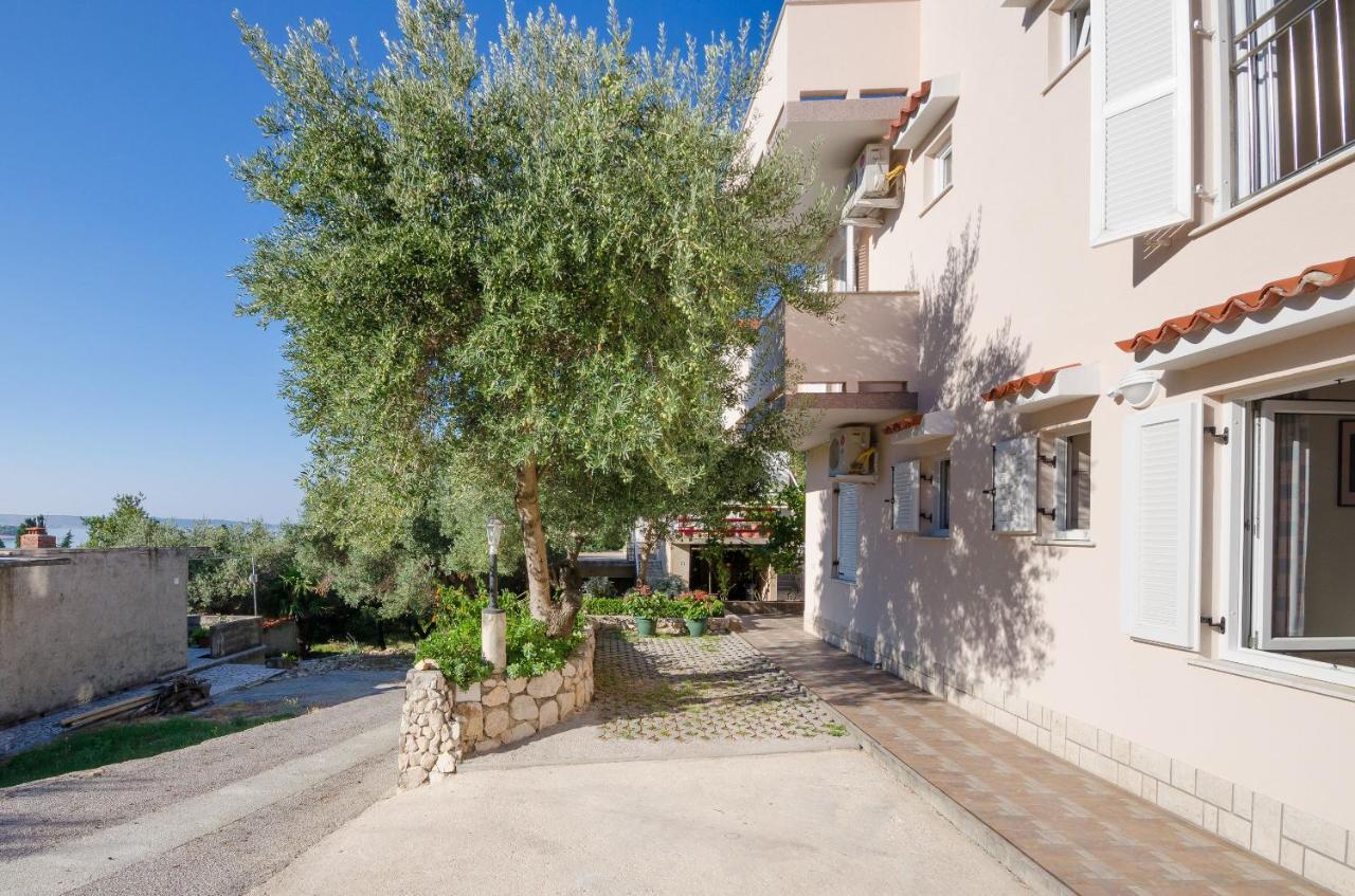 Apartments Blazenka Банёл Экстерьер фото